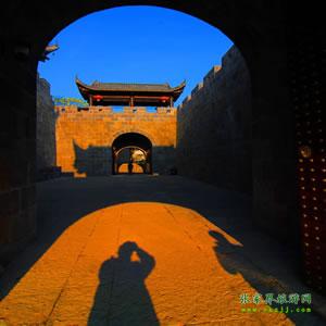 單獨(dú)成團(tuán)M線：張家界袁家界、乾州城四天三晚獨(dú)立成團(tuán)游