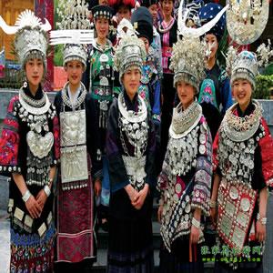 單獨(dú)成團(tuán)L線：（湘西風(fēng)情之旅）張家界、德夯大峽谷、鳳凰古城4天3晚獨(dú)立成團(tuán)游